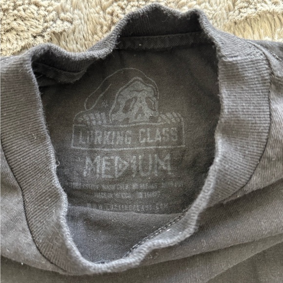 Lurking class long sleeve - Picture 4 of 4